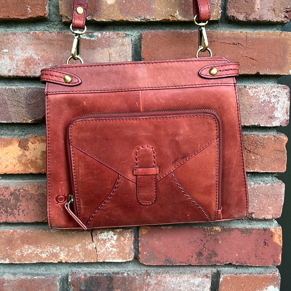 Born Crossbody
